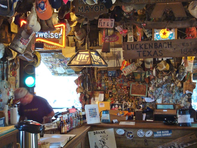 Luckenbach